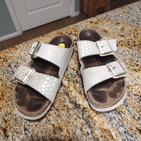 Birkenstock Women's Arizona Shiny Python Eggshell Slip On Sandals Size 37 US 6.5 - Picture 3 of 8